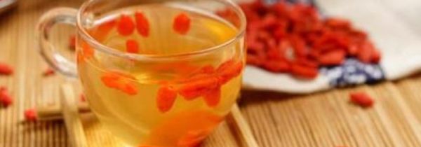 蜂蜜可以和枸杞一起泡水喝吗