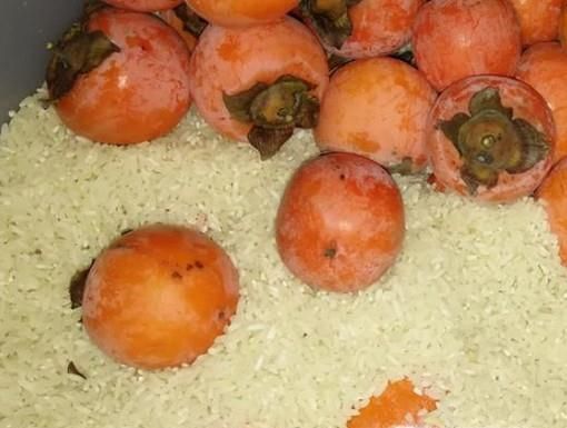 新鲜柿子该如何保存、催熟？食用禁忌有哪些？