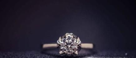 钻戒选多大最合适？-50分钻戒表心意