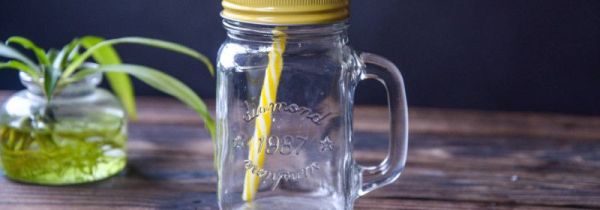 玻璃杯表面怎么洗也洗不干净