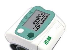 手腕式血压计的正确使用方法