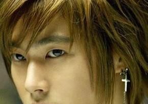 佩戴左耳钉的含义