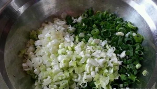 如何把葱切成葱花
