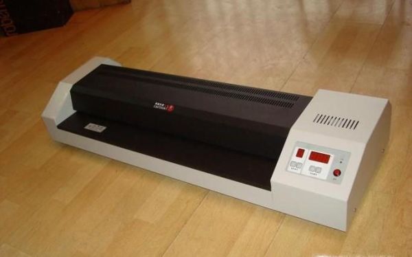 如何使用塑封机