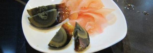 皮蛋可以和火龙果一起吃吗