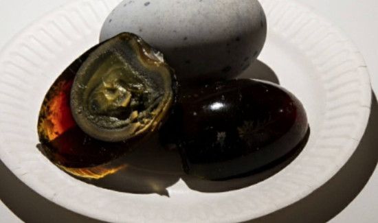 皮蛋可以和咸鸭蛋一起吃吗