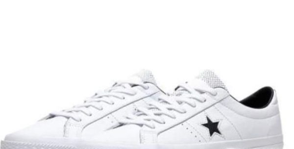 买板鞋哪个牌子好