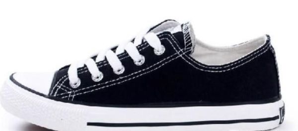 买板鞋哪个牌子好