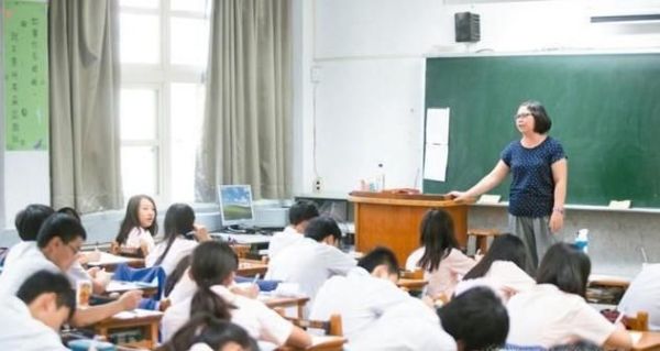 如何管理好课堂纪律？