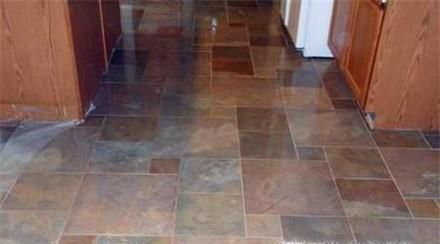 地板砖有臭味怎么办