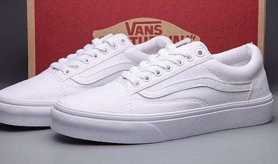 白色鞋子上的黑色划痕怎么去掉