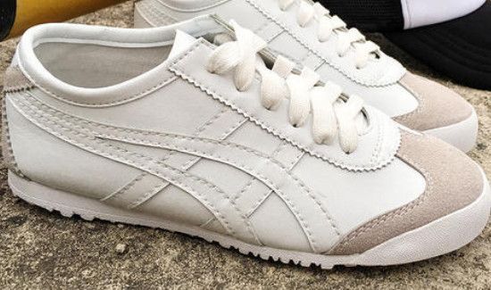 白色鞋子上的黑色划痕怎么去掉