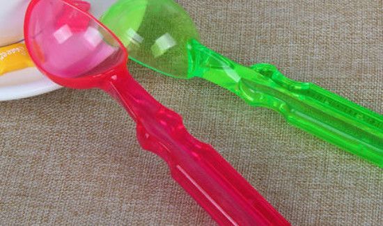 塑料勺子高温有毒吗