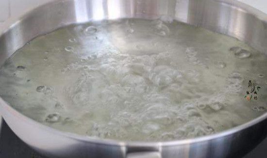 不锈钢锅如何开锅