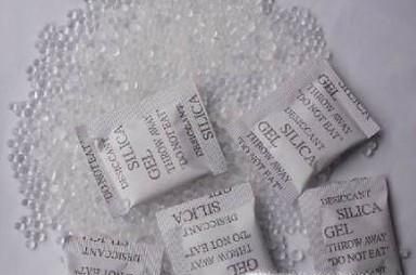 快速晾干鞋子的方法