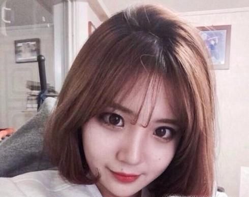 女人胸部小，好处是什么呢？