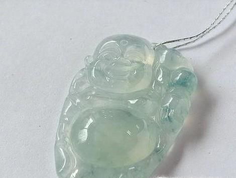 用肉眼如何识别翡翠A货、B货、C货、D货？