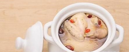 煲鸽子汤用老鸽还是乳鸽好