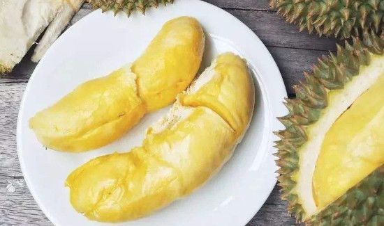 榴莲可以和牛奶一起吃吗?