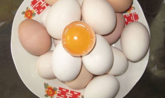 榴莲可以和鸡蛋一起吃吗