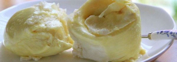 榴莲可以和鸡蛋一起吃吗