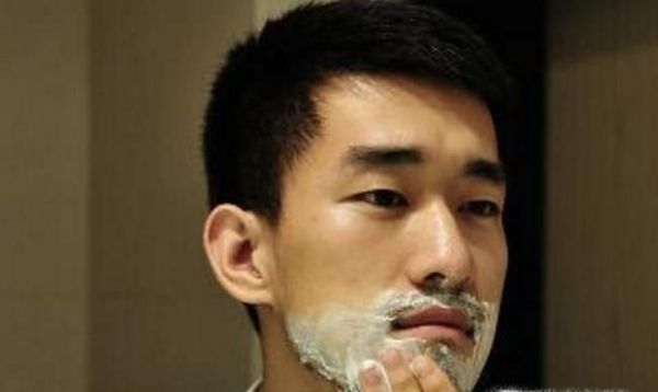 怎样让自己蓄的胡子看起来更帅