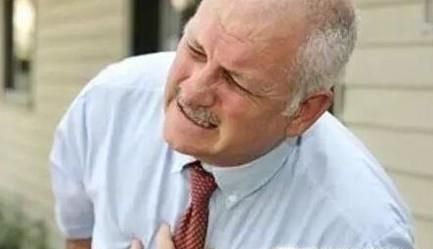 多喝水未必是好事 六种人不宜过量喝水