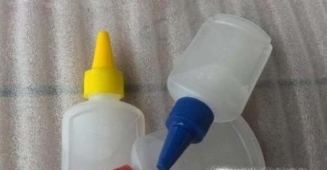 防盗门钥匙不容易拔出来怎么办