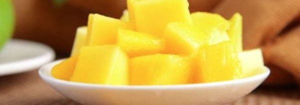 芒果可以和火龙果一起吃吗?