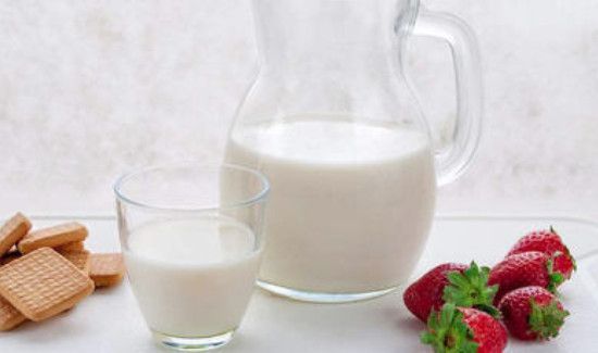 芒果可以和牛奶一起吃吗?