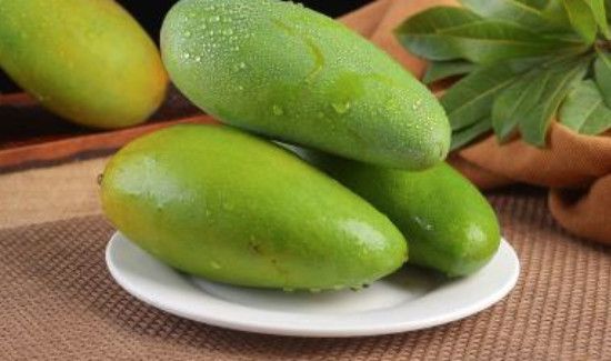 芒果可以和牛奶一起吃吗?