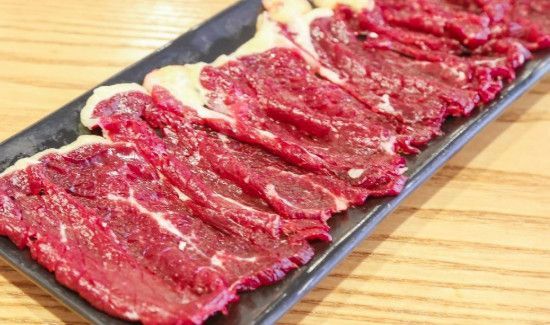 牛肉可以和虾一起吃吗?