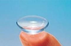 新买的隐形眼镜使用的时候要注意什么呢？