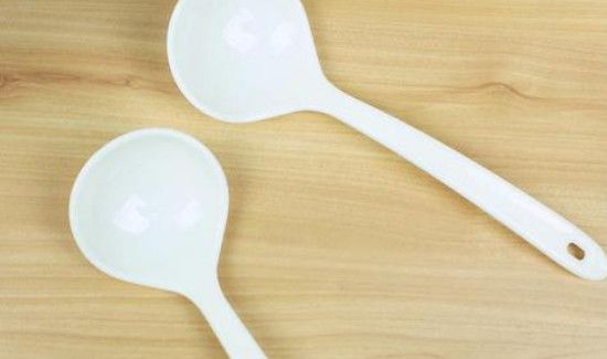 塑料勺子发黄用什么清洗
