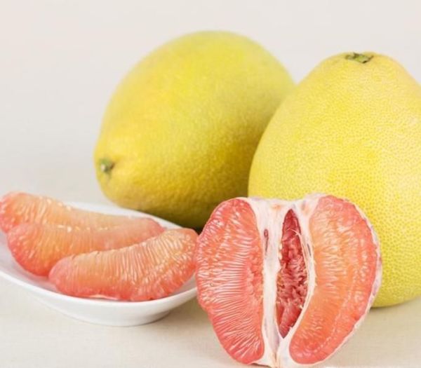 红心柚和白心柚的区别是什么？吃柚子有哪些禁忌