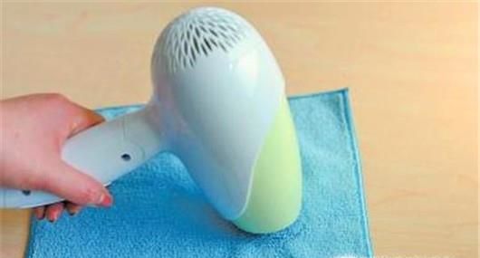 如何安全使用电吹风？电吹风使用注意事项！