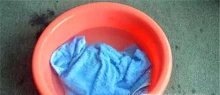 怎么用消毒液洗衣服