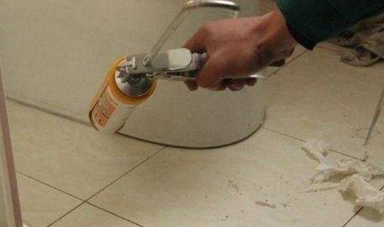 玻璃胶用什么可以快速去除