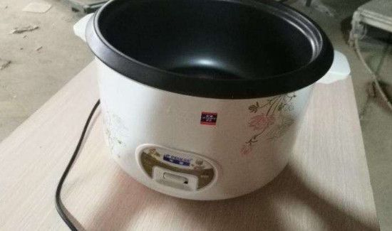 新电饭煲怎么用第一次怎么用