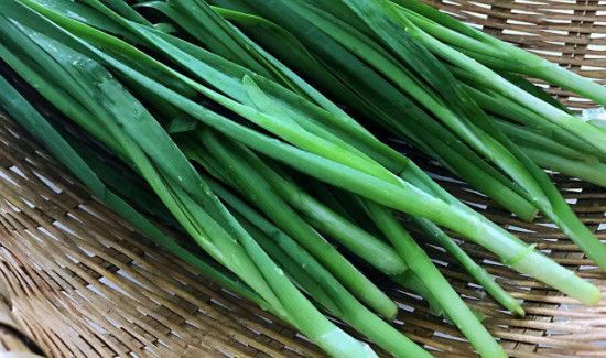 松花蛋可以和韭菜一起吃吗