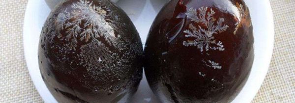 松花蛋可以和白糖一起吃吗