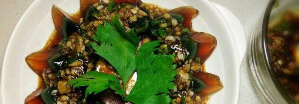 松花蛋可以和黄瓜一起凉拌吗