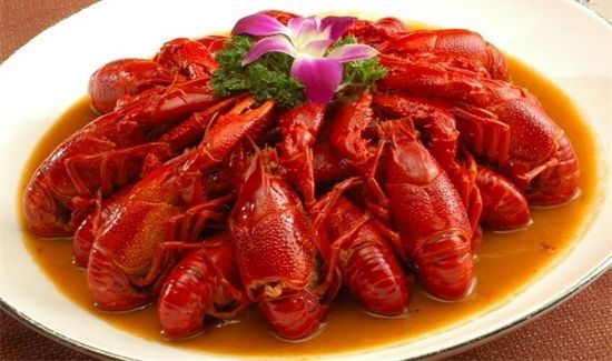 小龙虾和绿豆汤可以一起吃吗