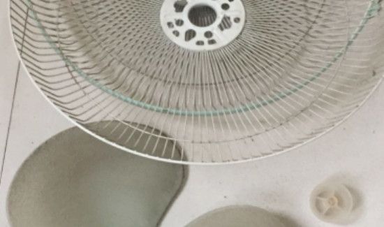 落地扇怎么拆下来洗