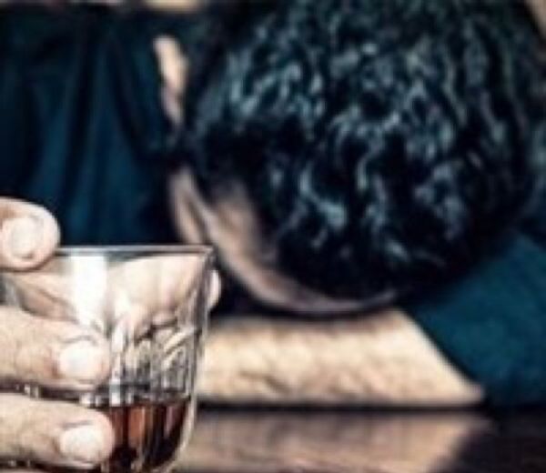 为什么很多人爱喝酒?