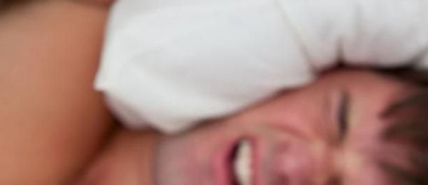 经常喝白开水，到底是对肾好还是损伤肾？