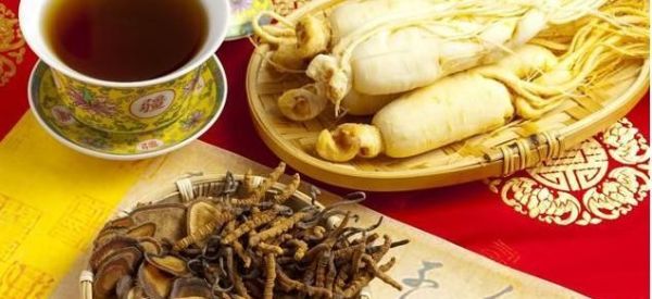 经常喝白开水，到底是对肾好还是损伤肾？