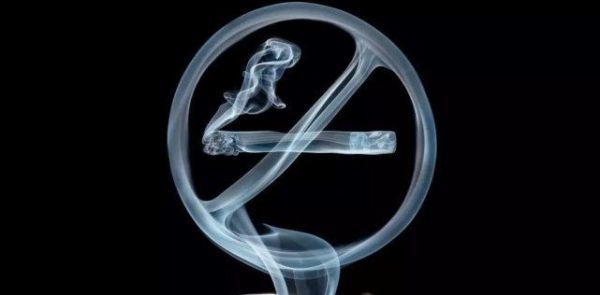 如何减少吸二手烟的危害？