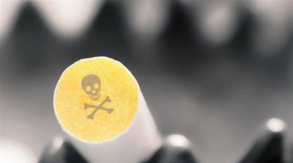 如何减少吸二手烟的危害？