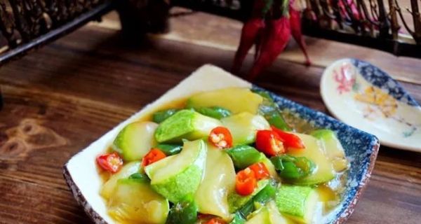 炒西葫芦被指致癌？我们该怎么办？